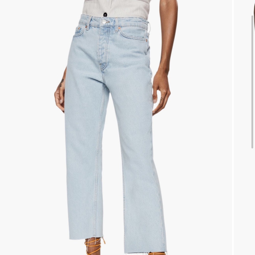 MANGO High Waist Crop Straight
Leg Jeans 16 (similar to 16W-18W)
